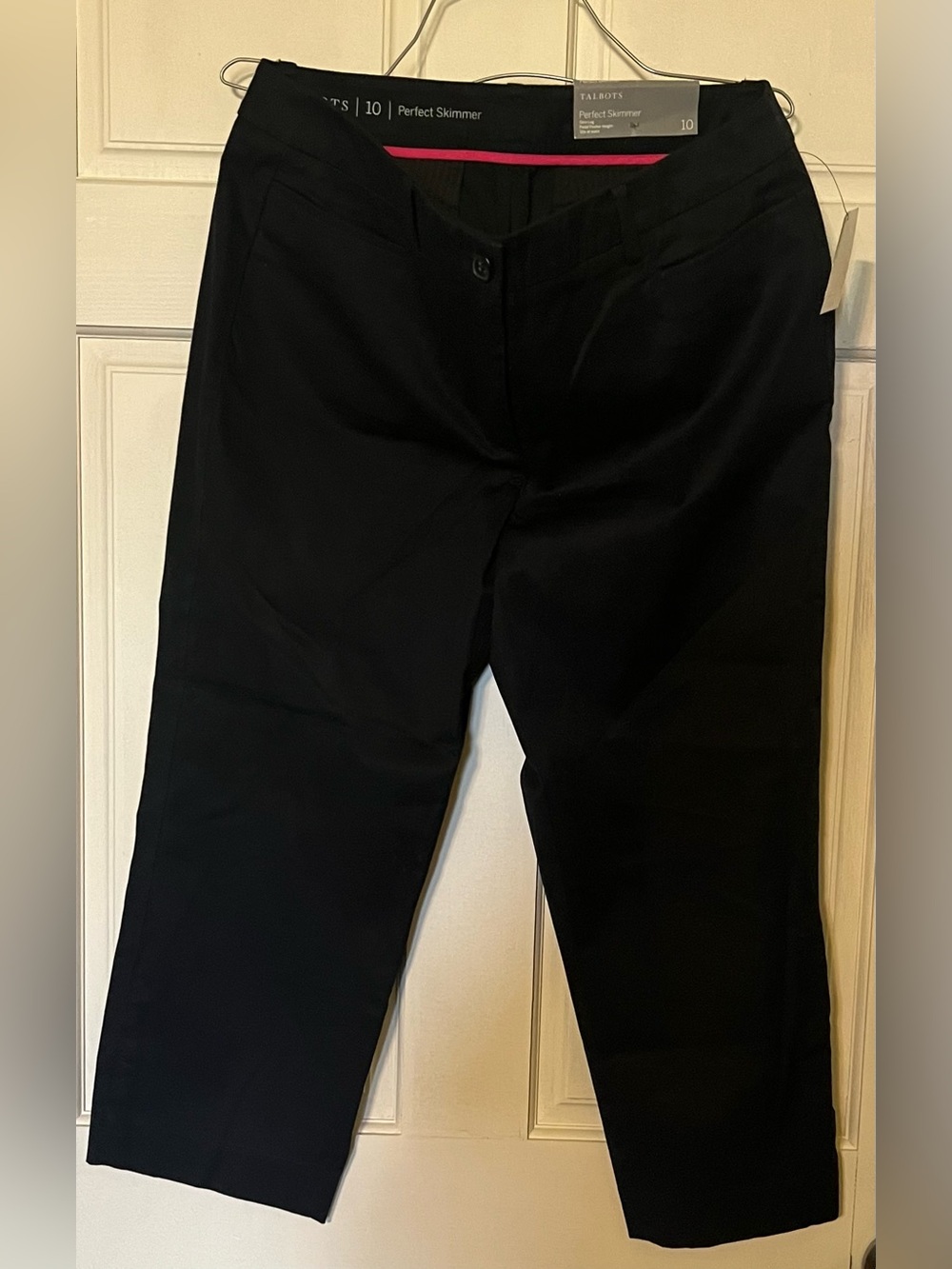 Talbot's Women's Perfect Skimmers Pedal Pusher Length Pants Size 10 Black NEW